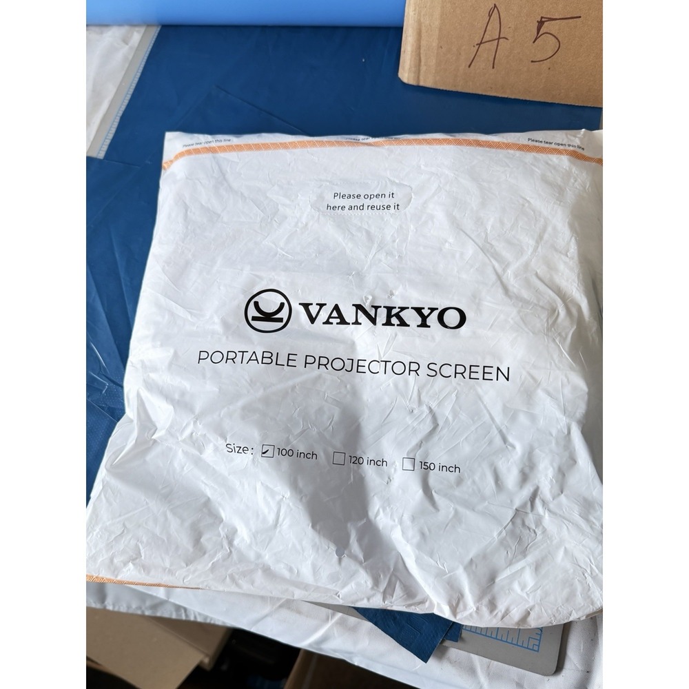 VANKYO 100" Portable Projector Screen Indoor Outdoor Movie Screen